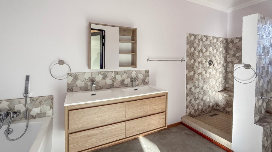 3 Bedroom Property for Sale in Magalies Golf Estate North West